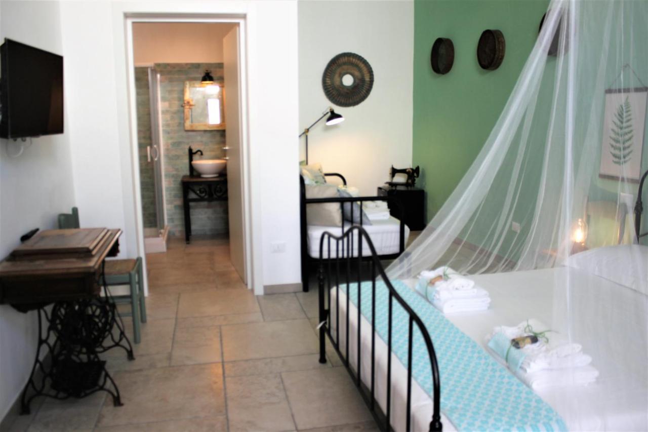 Li Perrini Boutique B&B Acquarica Extérieur photo