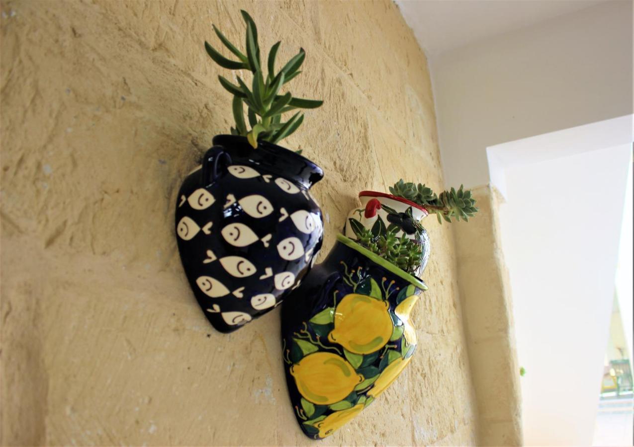 Li Perrini Boutique B&B Acquarica Extérieur photo