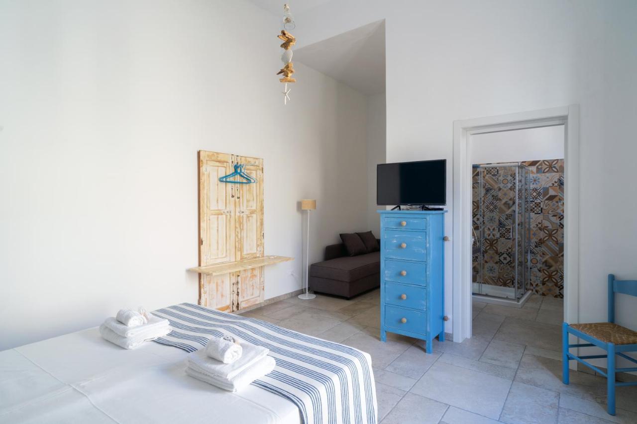 Li Perrini Boutique B&B Acquarica Extérieur photo